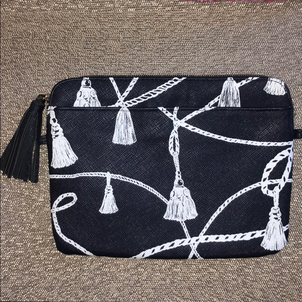 NWOT Chico’s padded tablet sleeve with tassel